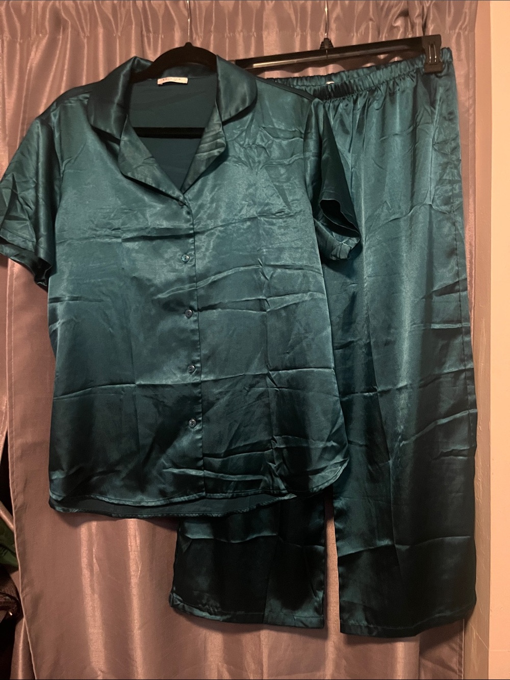 Women’s Satin Short-Sleeve Pajama Set in Teal